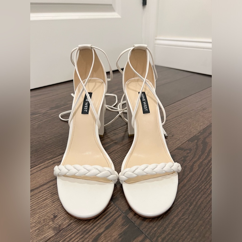 NINE WEST| White Block Heel